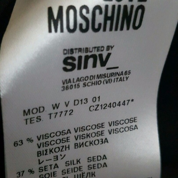 LOVE MOSCHINO SILK BLEND BLACK SLOGAN DRESS - Picture 7 of 7